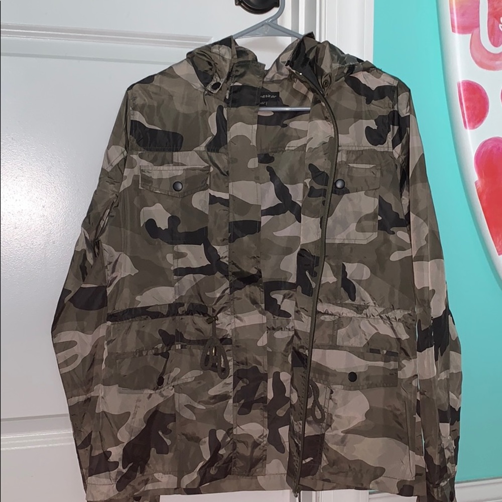 American eagle camo raincoat